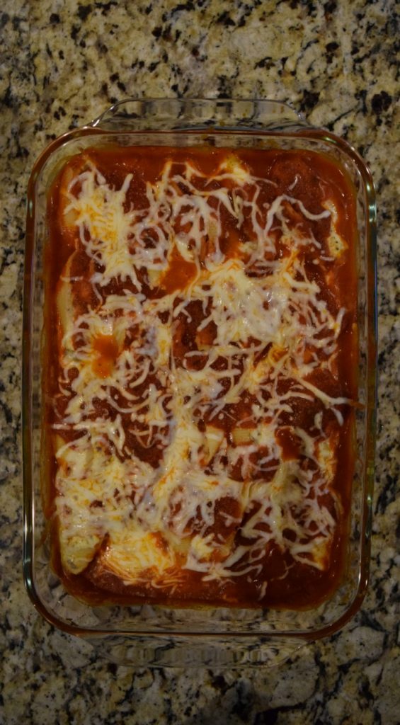 Cheesy Baked Stuffed Shells with Meat Sauce