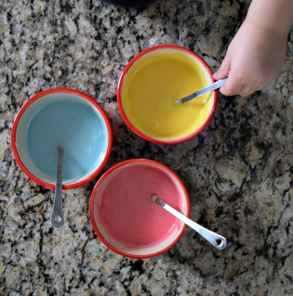 Use food coloring to make bright and fun colors to ice your Easter Egg sugar cookies!