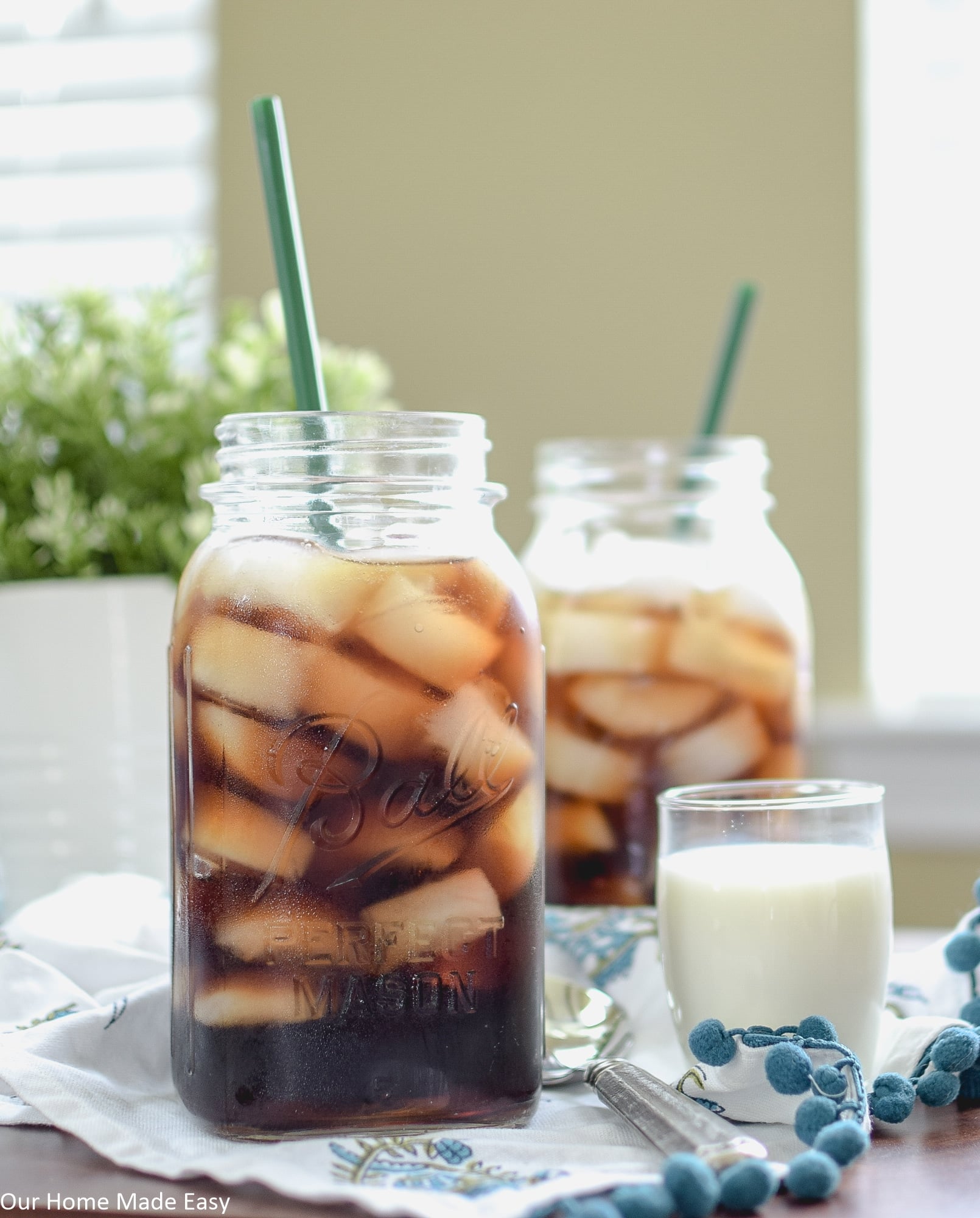 This french press cold brew coffee is rich and flavorful, perfect for a morning pick-me-up