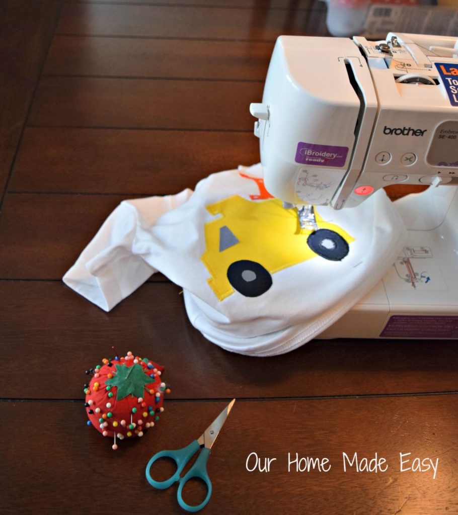 An easy how to applique tutorial for beginner sewers! This includes step by step instructions for beginners in sewing on a t-shirt!