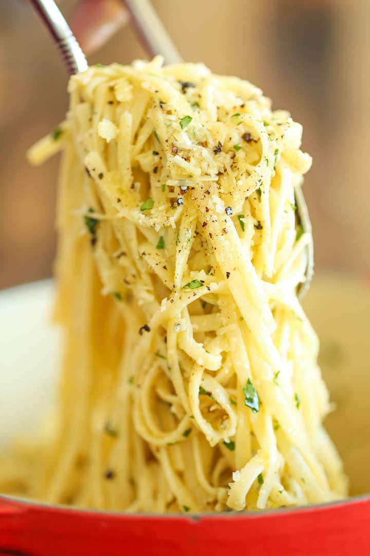 Parmesan Garlic Spaghetti is a flavorful meal that is easy to make
