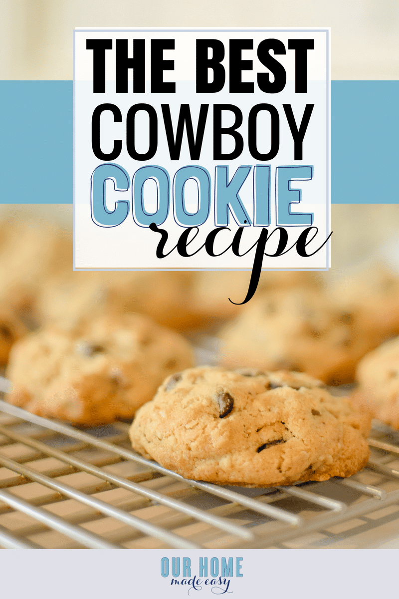 Make this super easy cowboy cookie today! It's the ultimate chocolate chip cookie that you'll never share. 