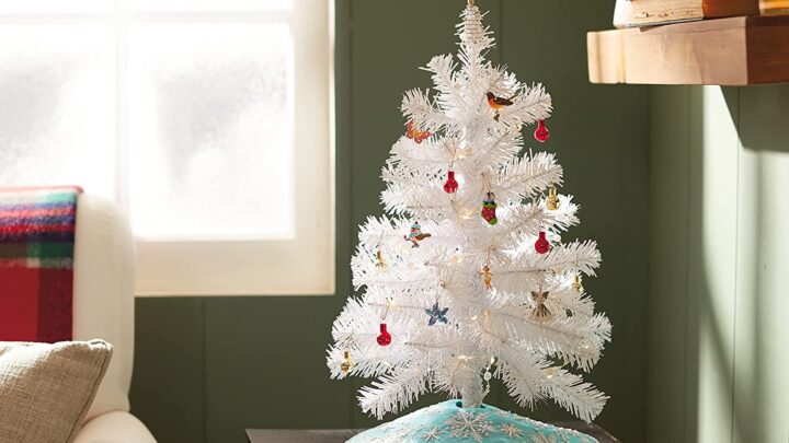 Little Christmas Trees- White Christmas