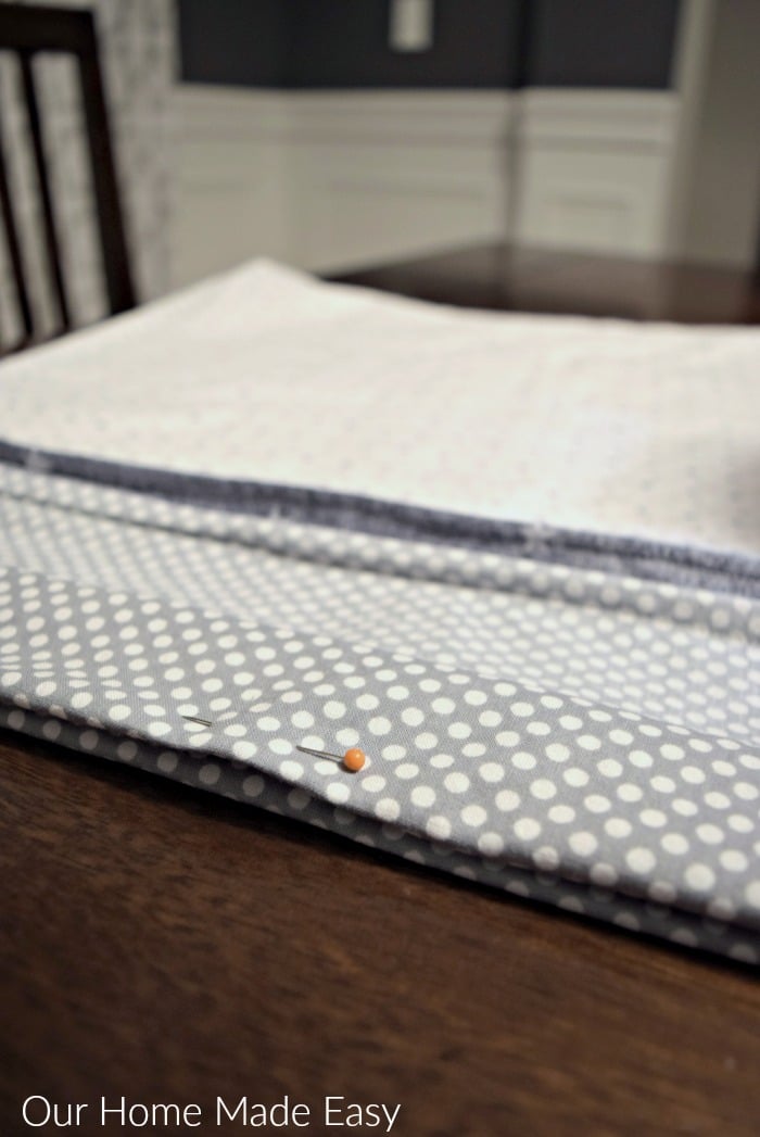 Easy tutorial for toddler pillowcase for beginners! Click to see the step by step instructions.