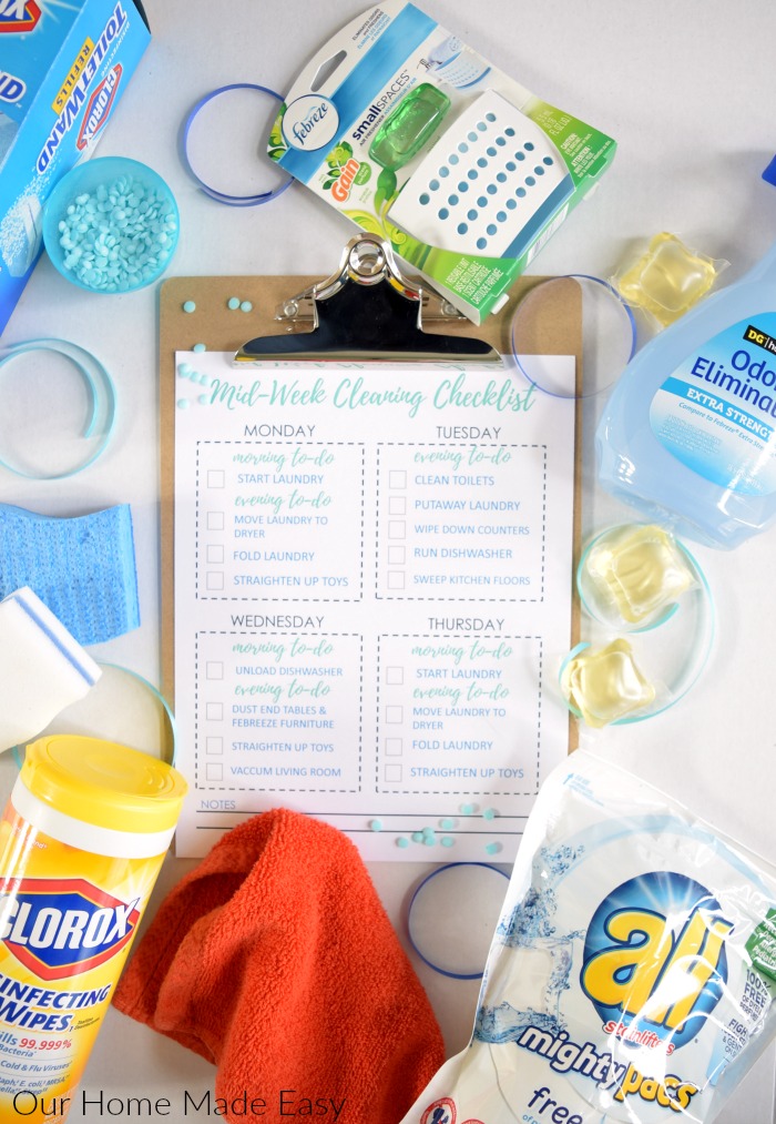 Keep your home clean during the week is super easy! Click to see tips and receive a free checklist!