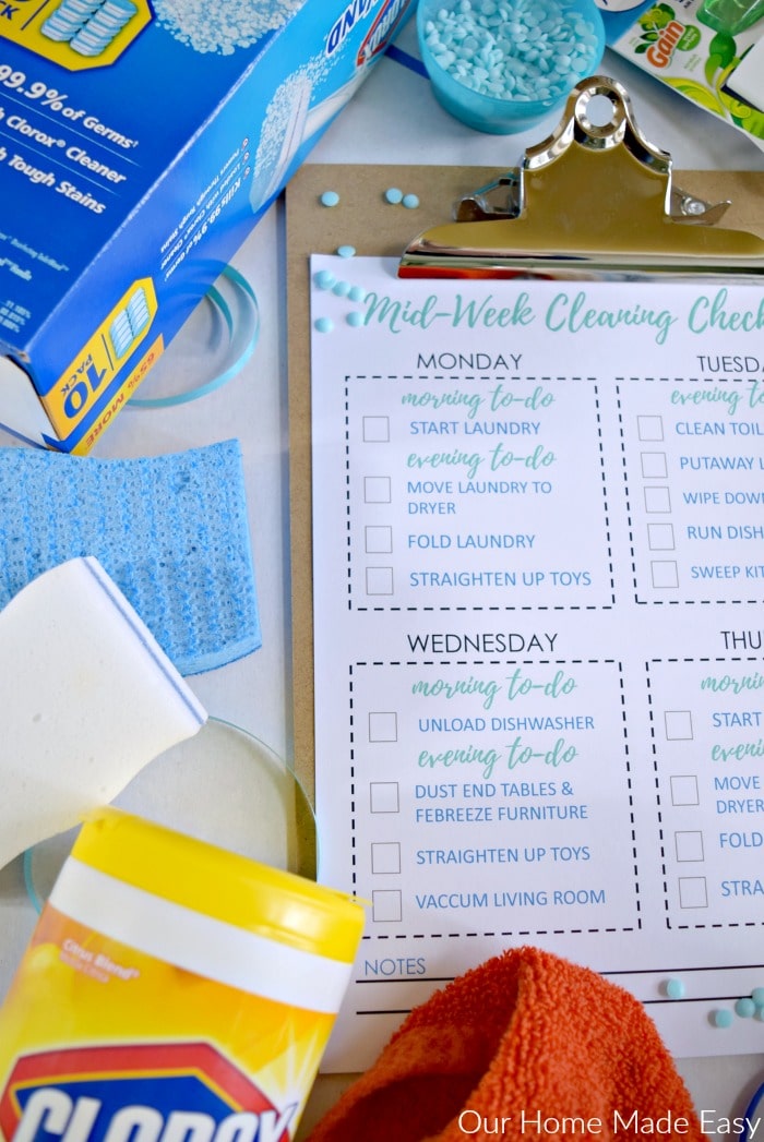 Keep your home clean during the week is super easy! Click to see tips and receive a free checklist! #sponsored