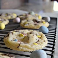 Easy & Festive Easter Cookie Recipe (It Only Needs 3 Ingredients!)