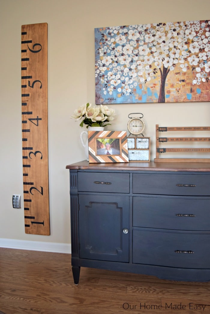 Create This Flawless Black Painted Furniture Using Mineral Chalk Paint 