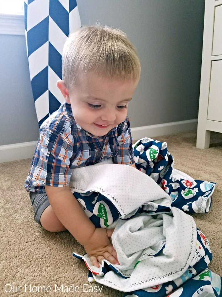 This is the perfect beginner sewing project! Make this light summer blanket in about 30 minutes! Click to see the steps and tricks to make it easy!