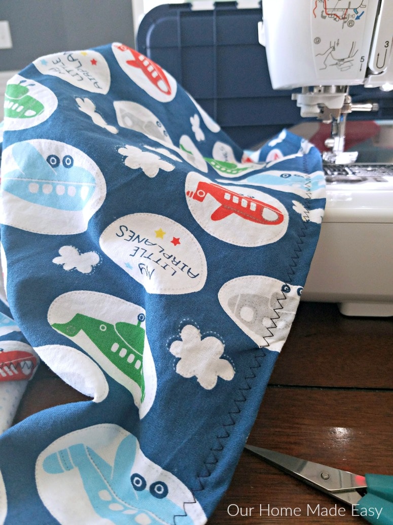 This is the perfect beginner sewing project! Make this light summer blanket in about 30 minutes! Click to see the steps and tricks to make it easy!