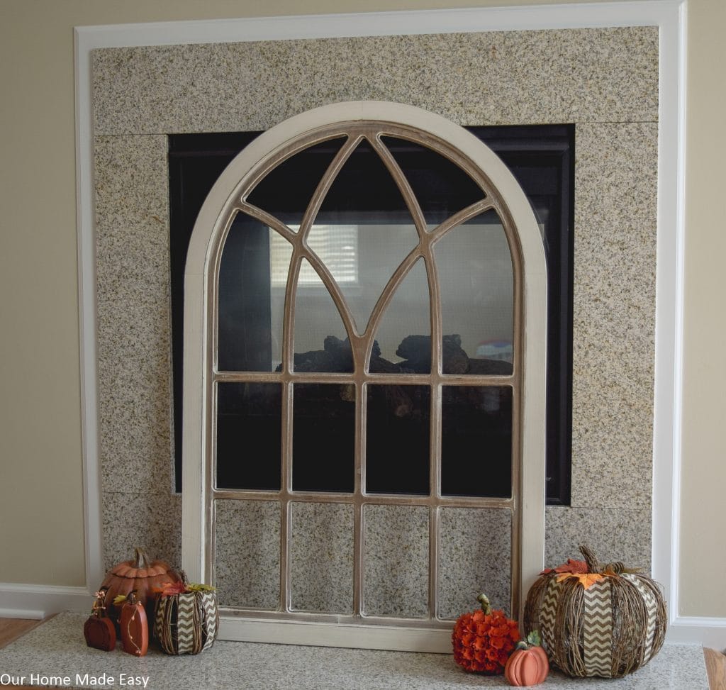 Fall Family Room | OurHomeMadeEasy.com | Click to see the simple and fun way to add fall decor to the house!