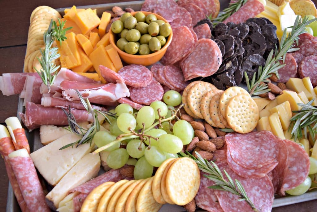 This is the easiest charcuterie you'll ever make! It's perfect for no bake recipe that you can make in just a few minutes! Click to see the recipe!