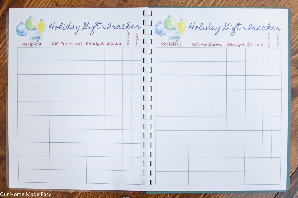This holiday gift tracker is the perfect way to keep your gift giving organized this holiday season