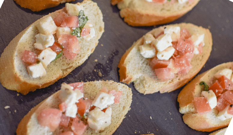 20 Minute Balsamic Caprese Bruschetta Recipe
