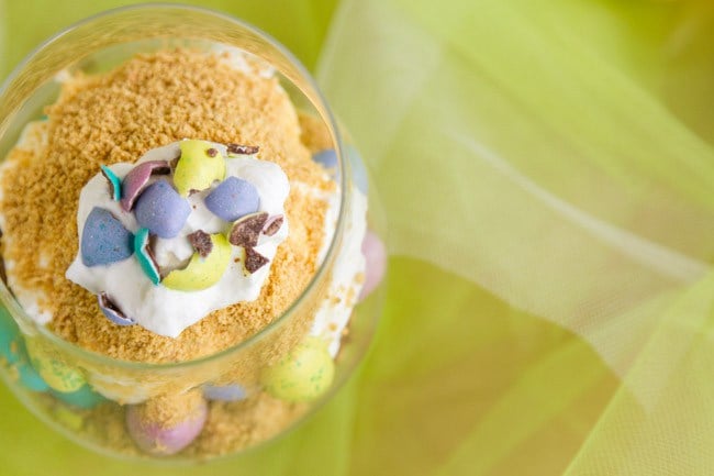 These pudding parfaits have Easter M&Ms and crushed graham crackers