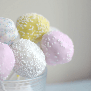 Easy Easter Cake Pops