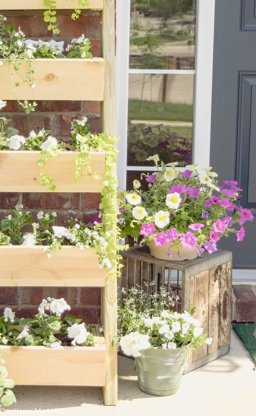 This DIY cedar planter is an easy project that adds such a lovely touch to your front porch or garden decor