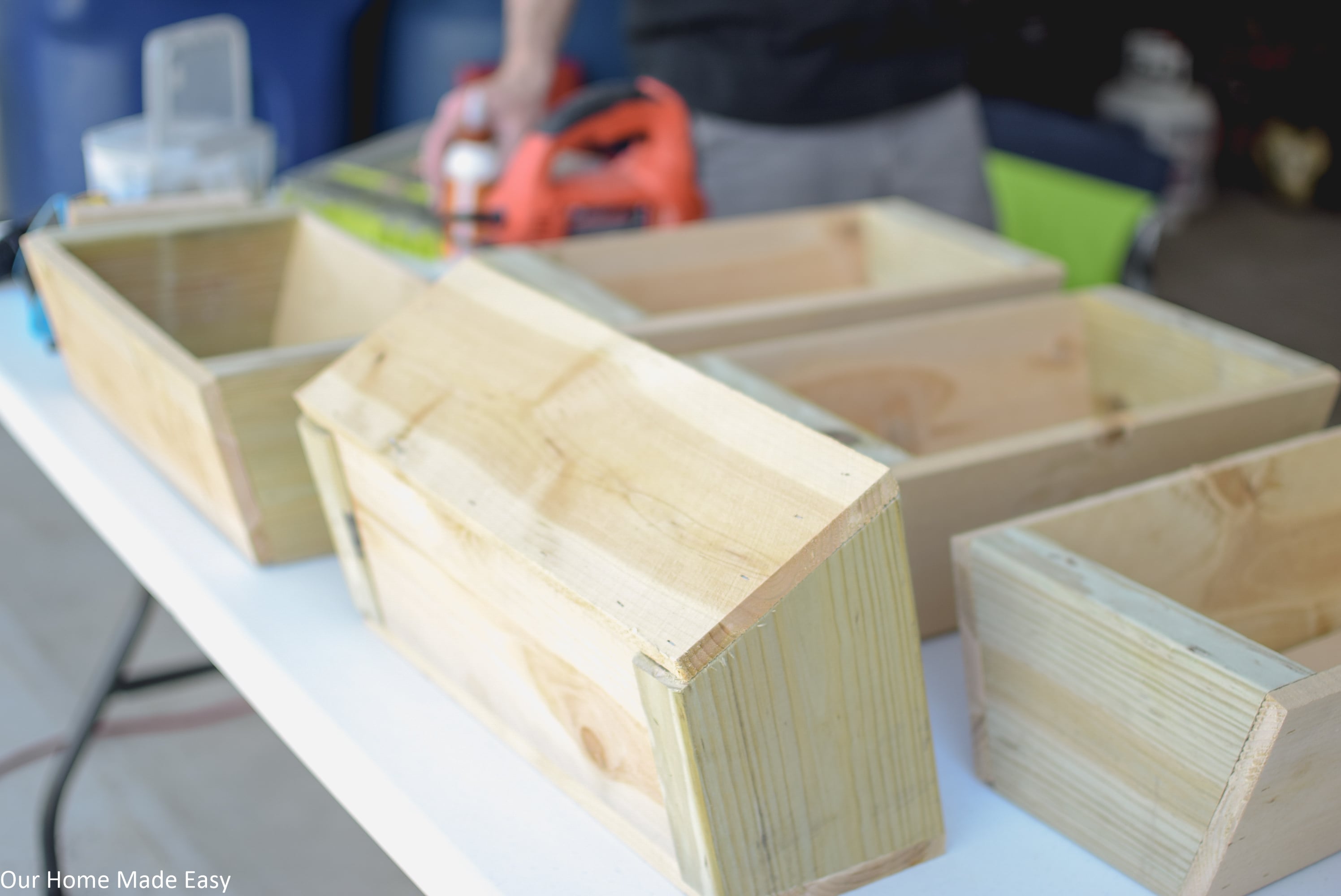 Our cedar latter planter has five baskets, but you can make as many baskets on your planter as you like