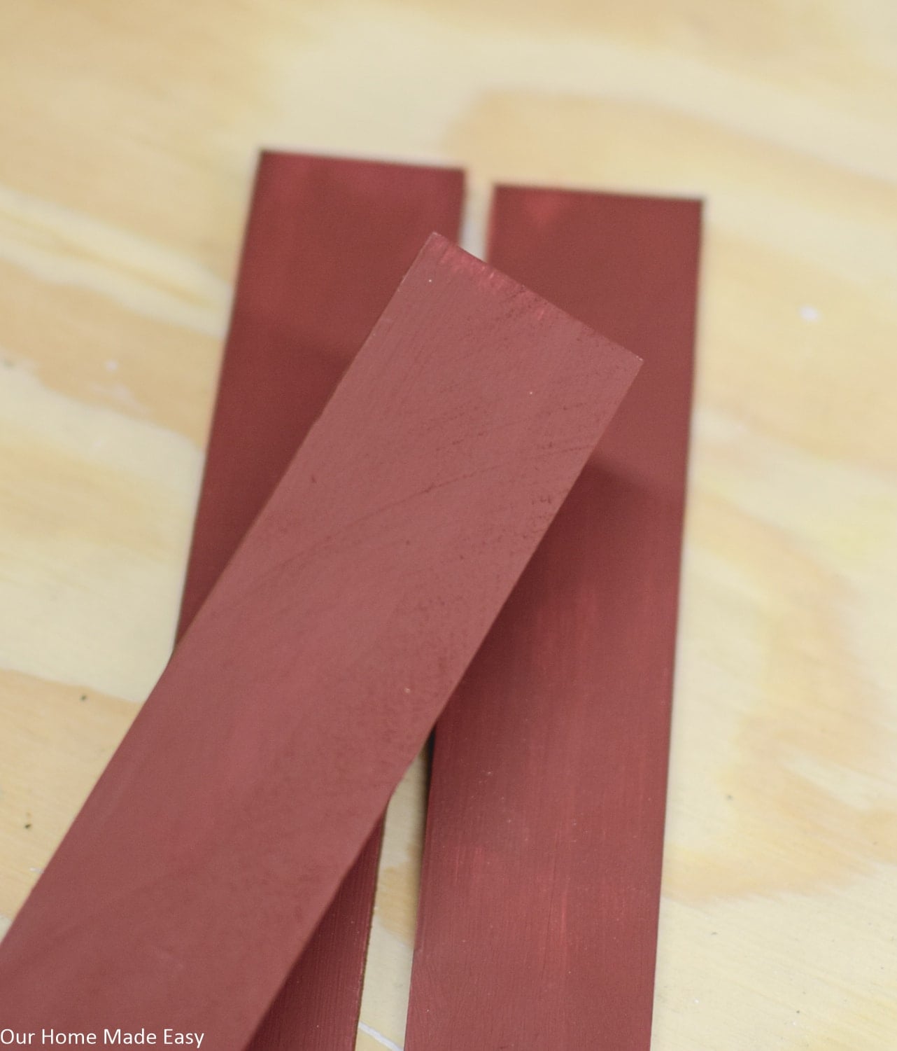 Paint the wood pieces to the color of your choice after cutting