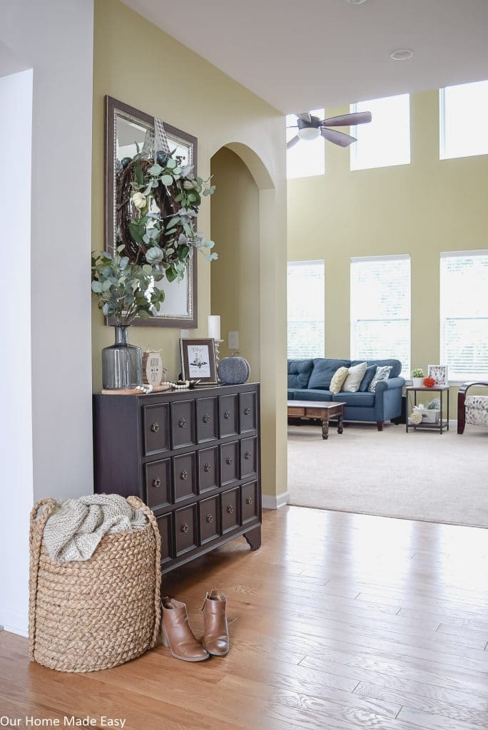 Fall Entryway Decor Tour – Our Home Made Easy