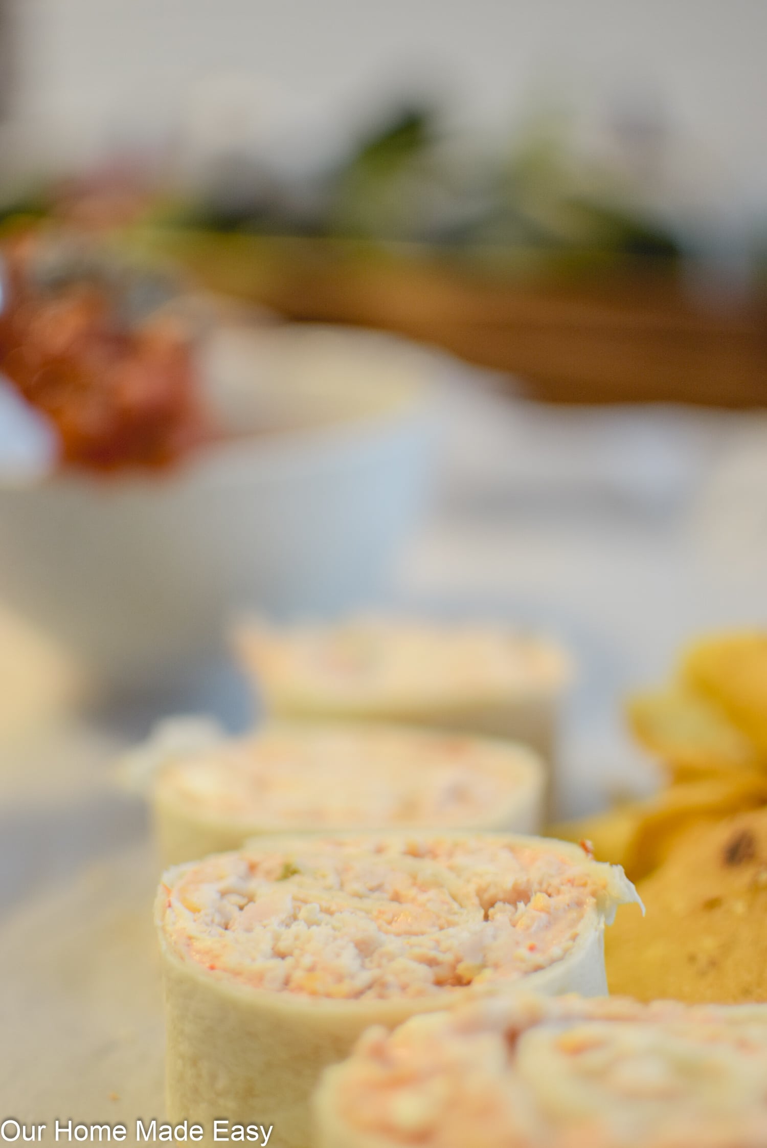 These light chicken tortilla roll ups are a simple lunch, snack, or dinner