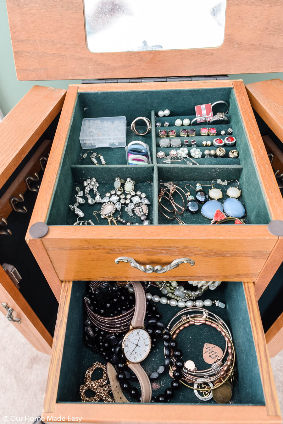 While organizing my jewelry collection, I decided what to keep and what to get rid of