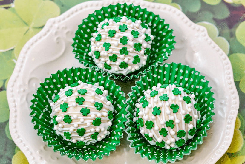 St. Patrick’s Day Hot Cocoa Bombs