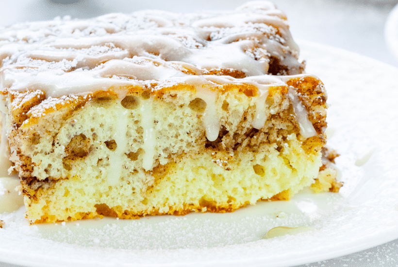 Easy Cinnamon Roll Cake