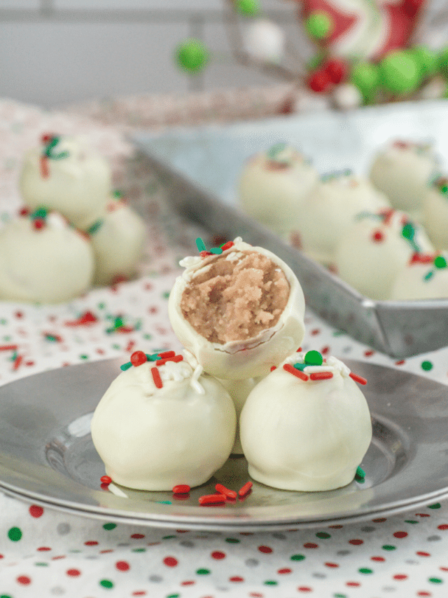 Easy 3 Ingredient  Christmas Sugar Cookie Truffles