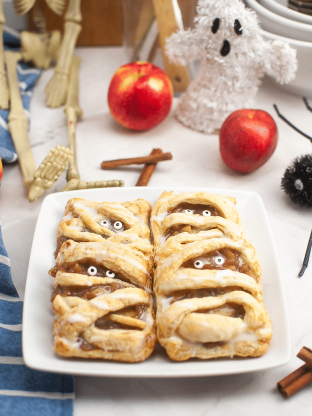 How To Easily Make Halloween Mummy Apple Danish