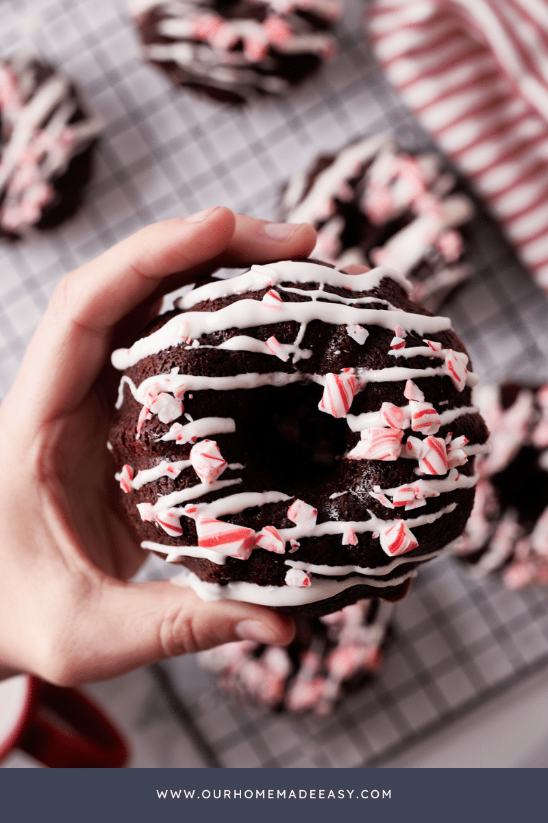 Chocolate Peppermint Bundt Cake Finished 