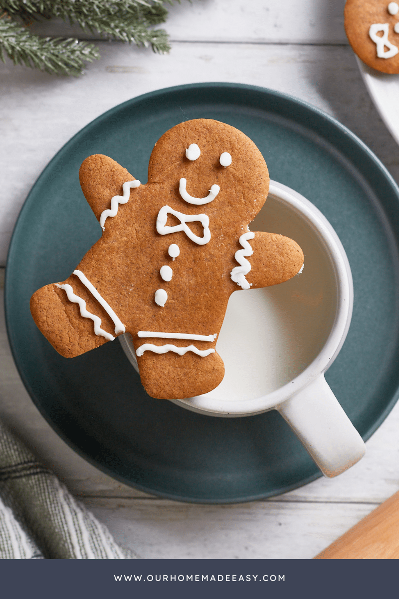 Classic Gingerbread Cookies Decorated