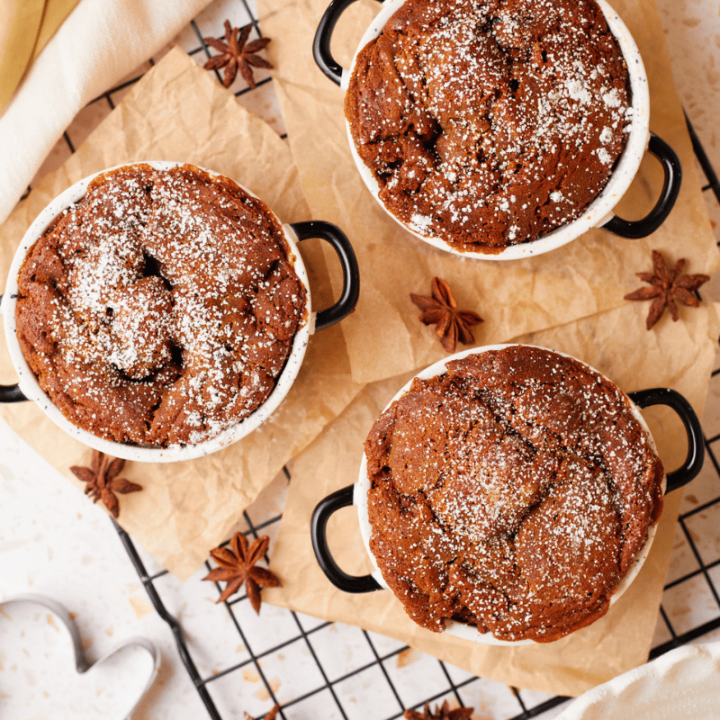 Gingerbread Cake (Pudding Cakes)