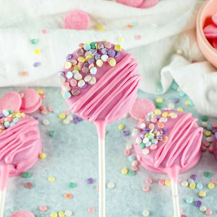 Image for Valentines Day Oreo Cookie Pops