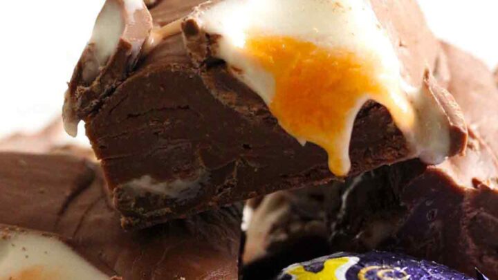 Image for Easy Creme Egg Fudge (3 Ingredients)