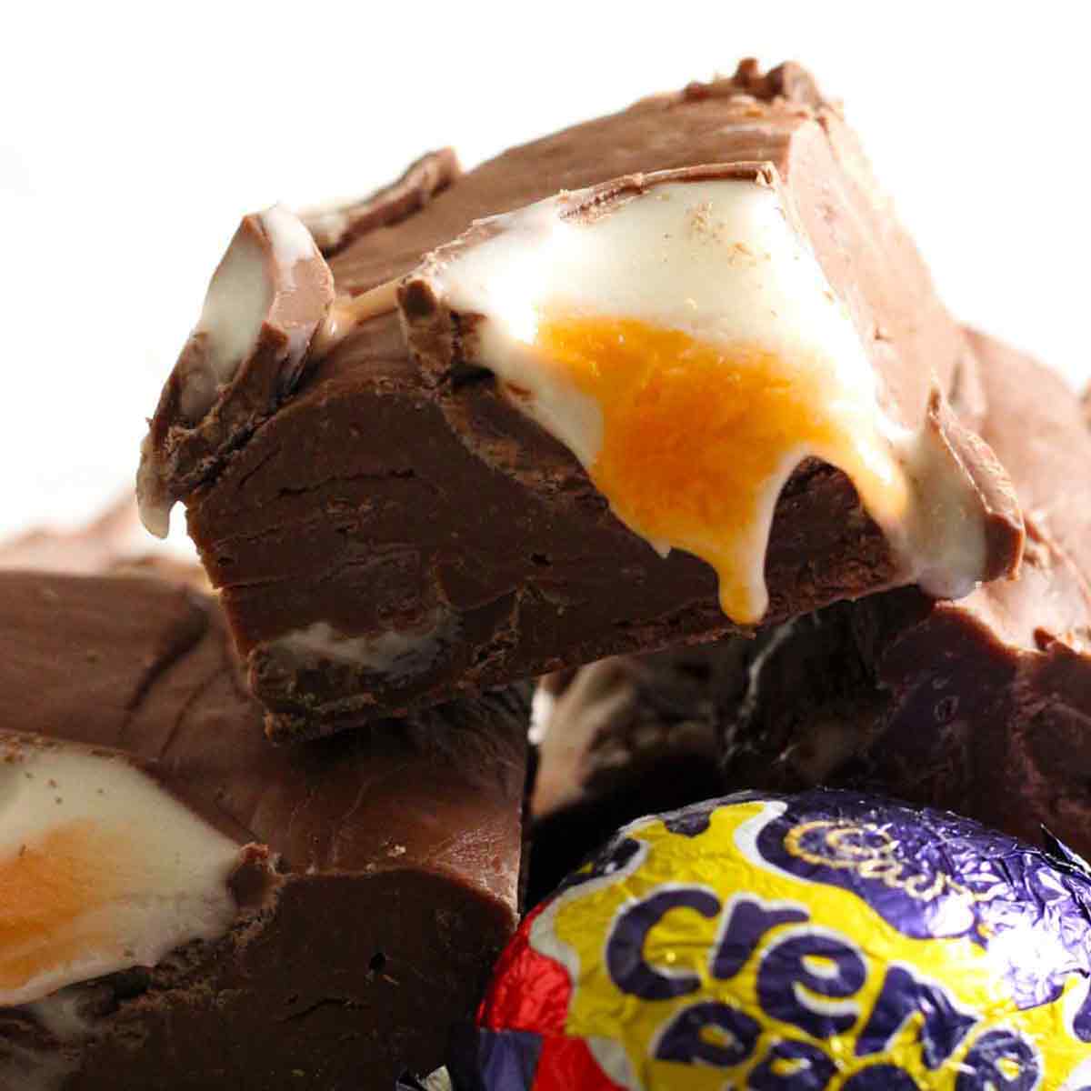 Image for Easy Creme Egg Fudge (3 Ingredients)
