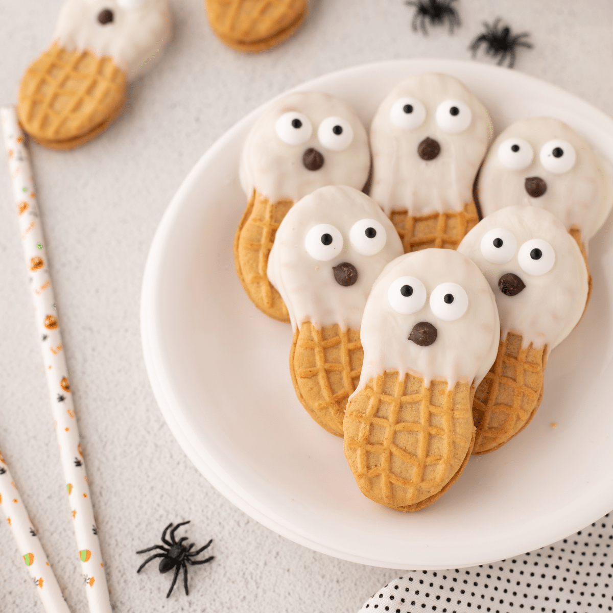 The Cutest Ghost Nutter Butter Cookies (Halloween Treats)