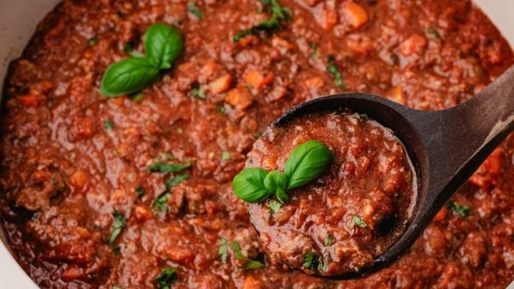 Easy bolognese recipe in sauce pan