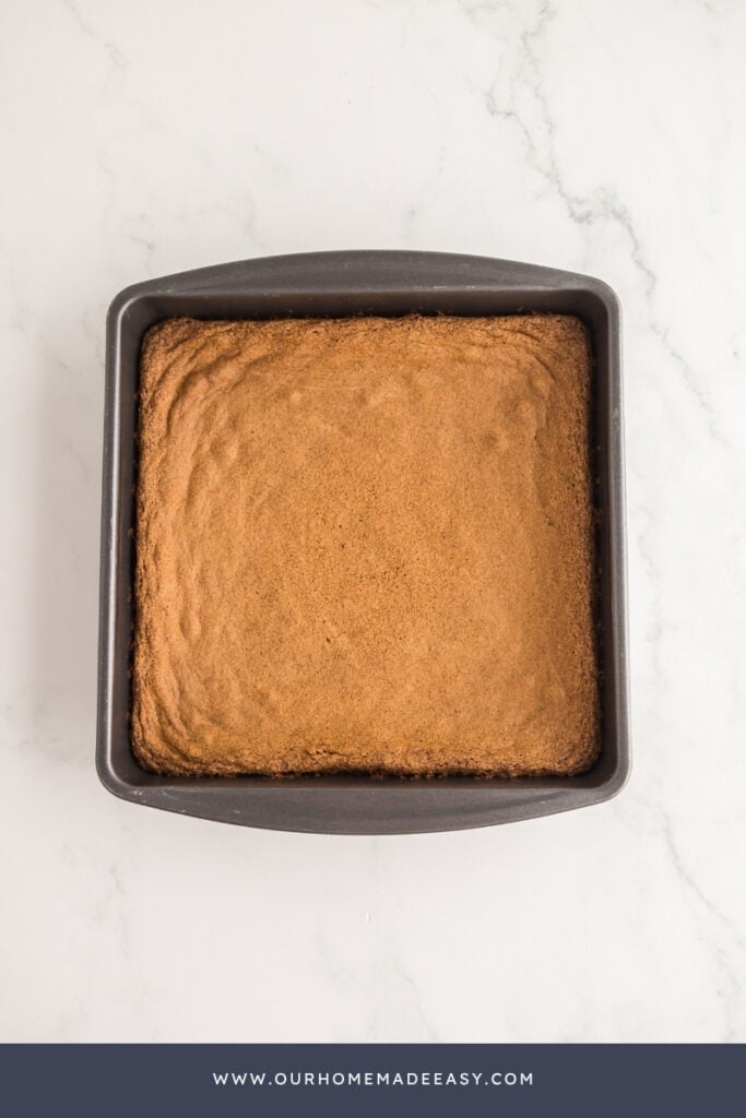 brown butter blondies out from the oven
