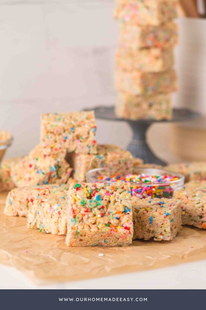 birthday cake rice krispies cut